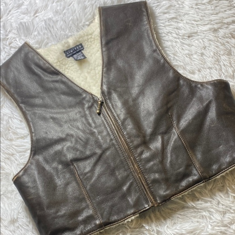 Vintage 90’s Limited Women's Brown leather bomber Gilet medium